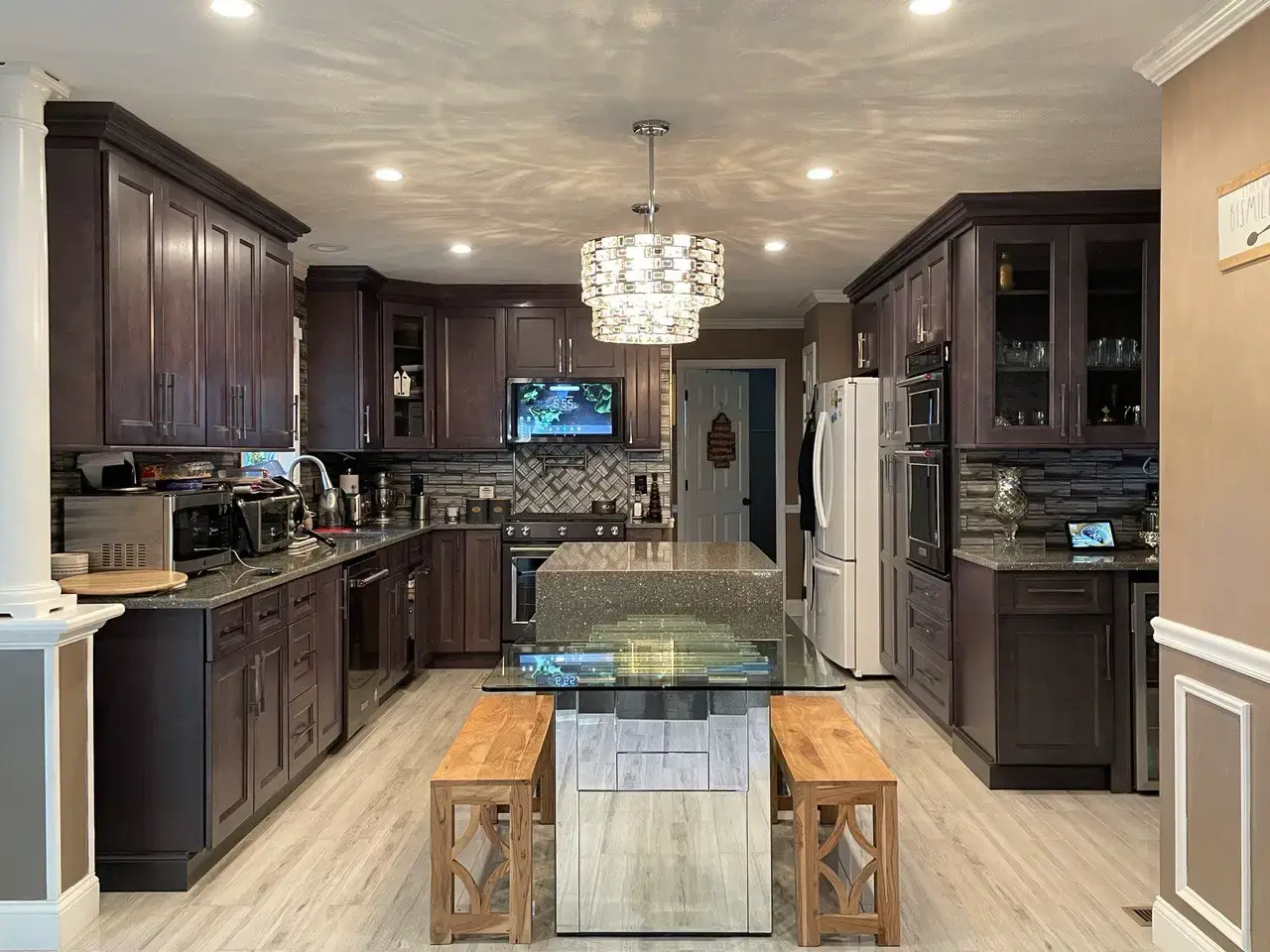 Alex Ct remodeling in Lake Grove